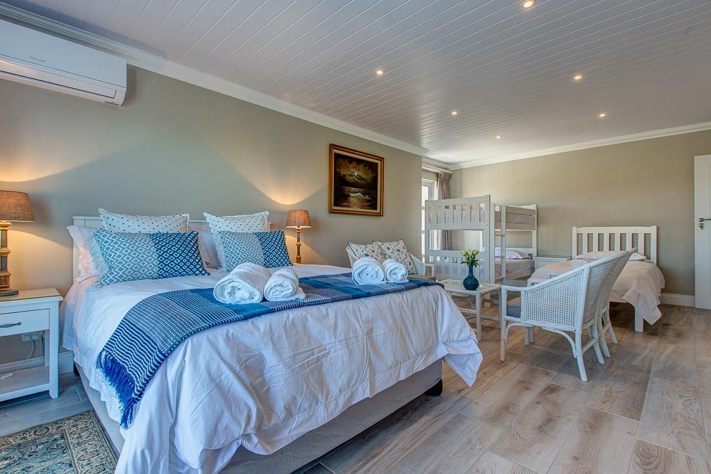 Marine Manor Hotel Мозел Бей Екстериор снимка