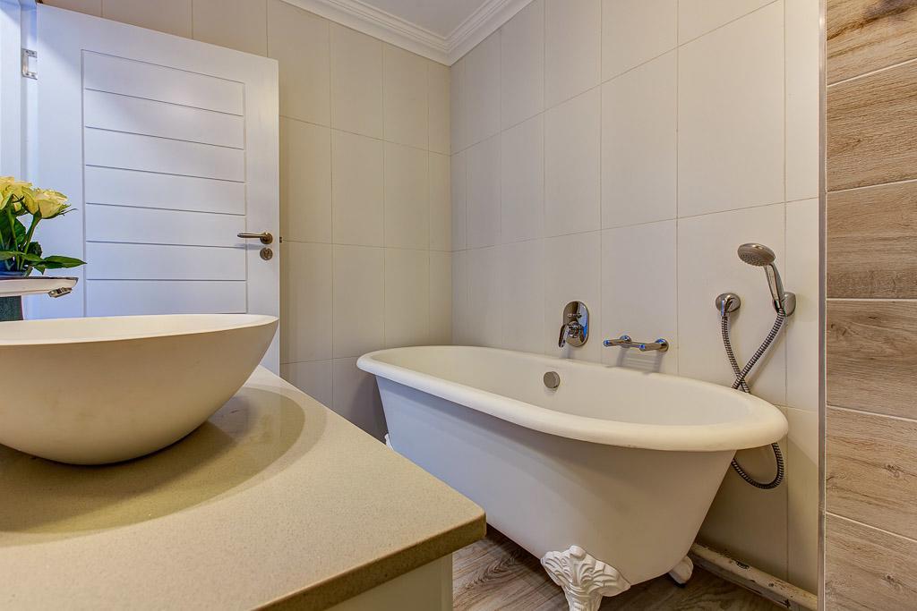 Marine Manor Hotel Мозел Бей Екстериор снимка