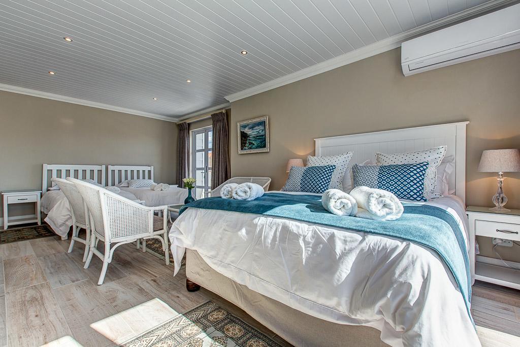 Marine Manor Hotel Мозел Бей Екстериор снимка